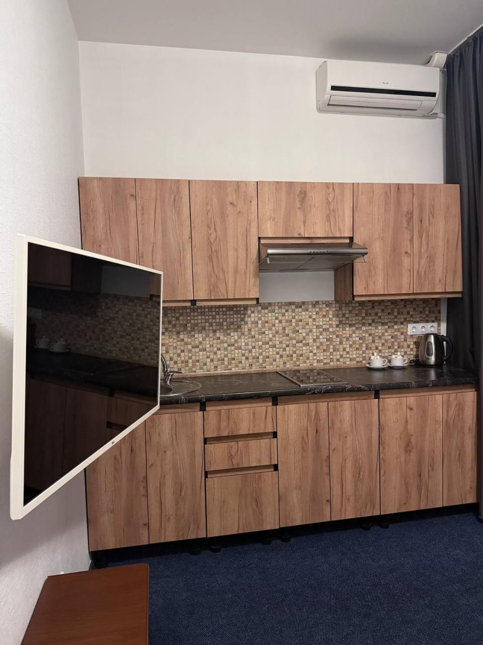 Biplan Hotel Даугавпилс Екстериор снимка